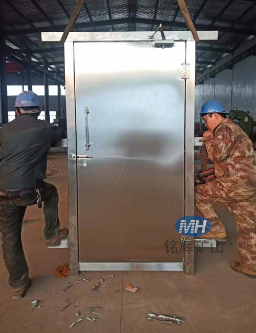 不銹鋼無壓風(fēng)門